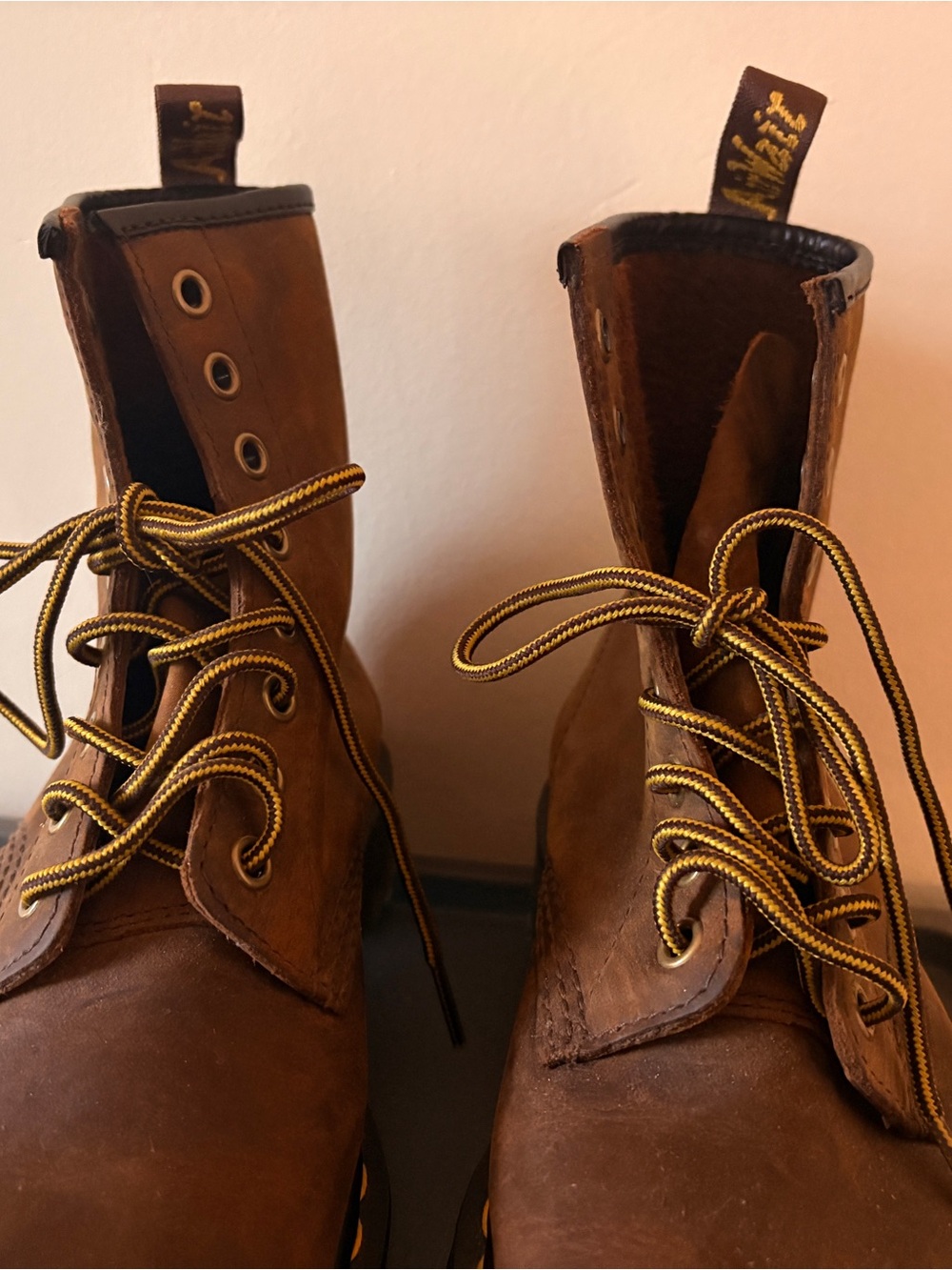 Brown Women's Lace-Up Leather Boots